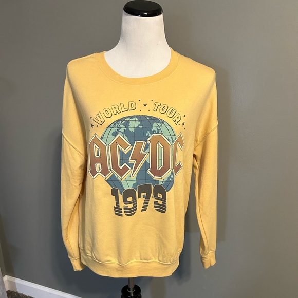 AC/DC‎ sweat shirt color yellow size M very soft material - Picture 1 of 8